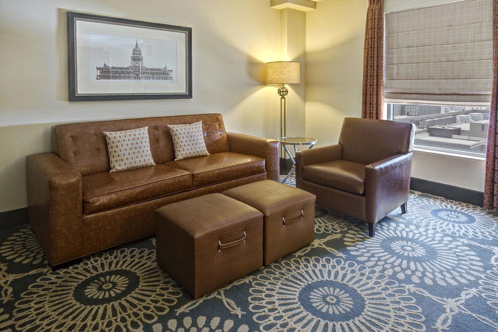 Hampton Inn & Suites Austin-Downtown/Convention Center Экстерьер фото