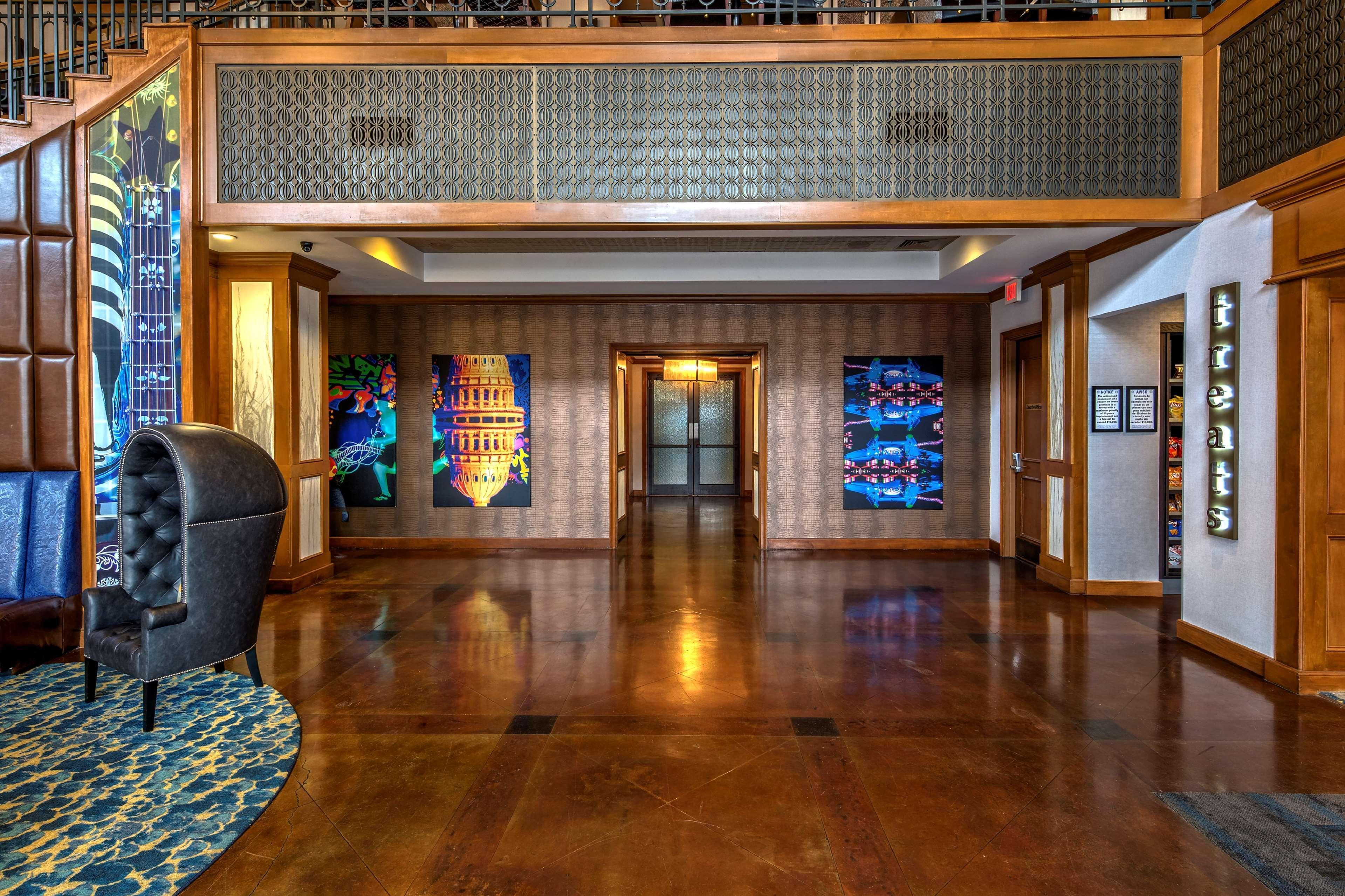 Hampton Inn & Suites Austin-Downtown/Convention Center Экстерьер фото