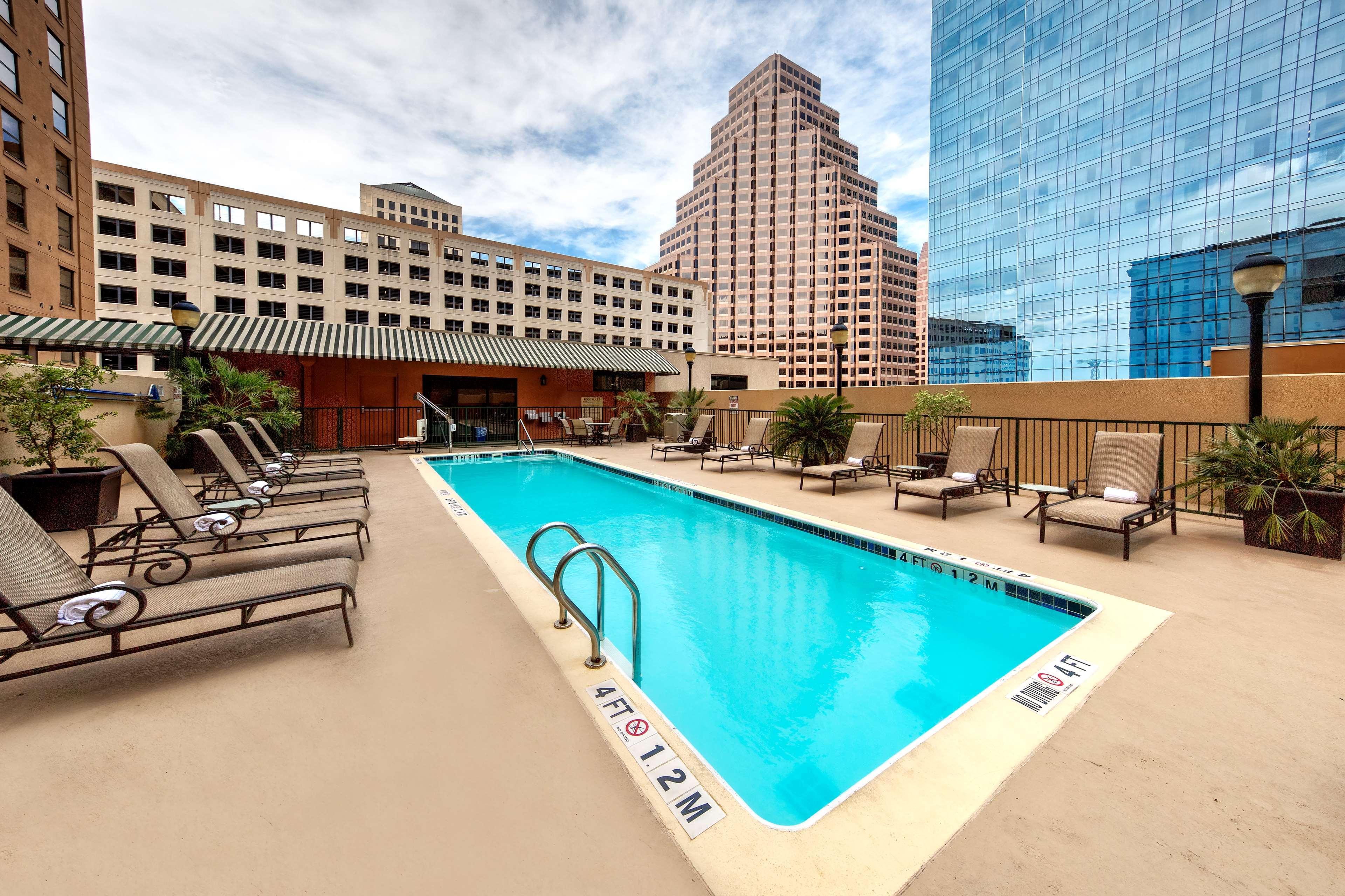 Hampton Inn & Suites Austin-Downtown/Convention Center Экстерьер фото