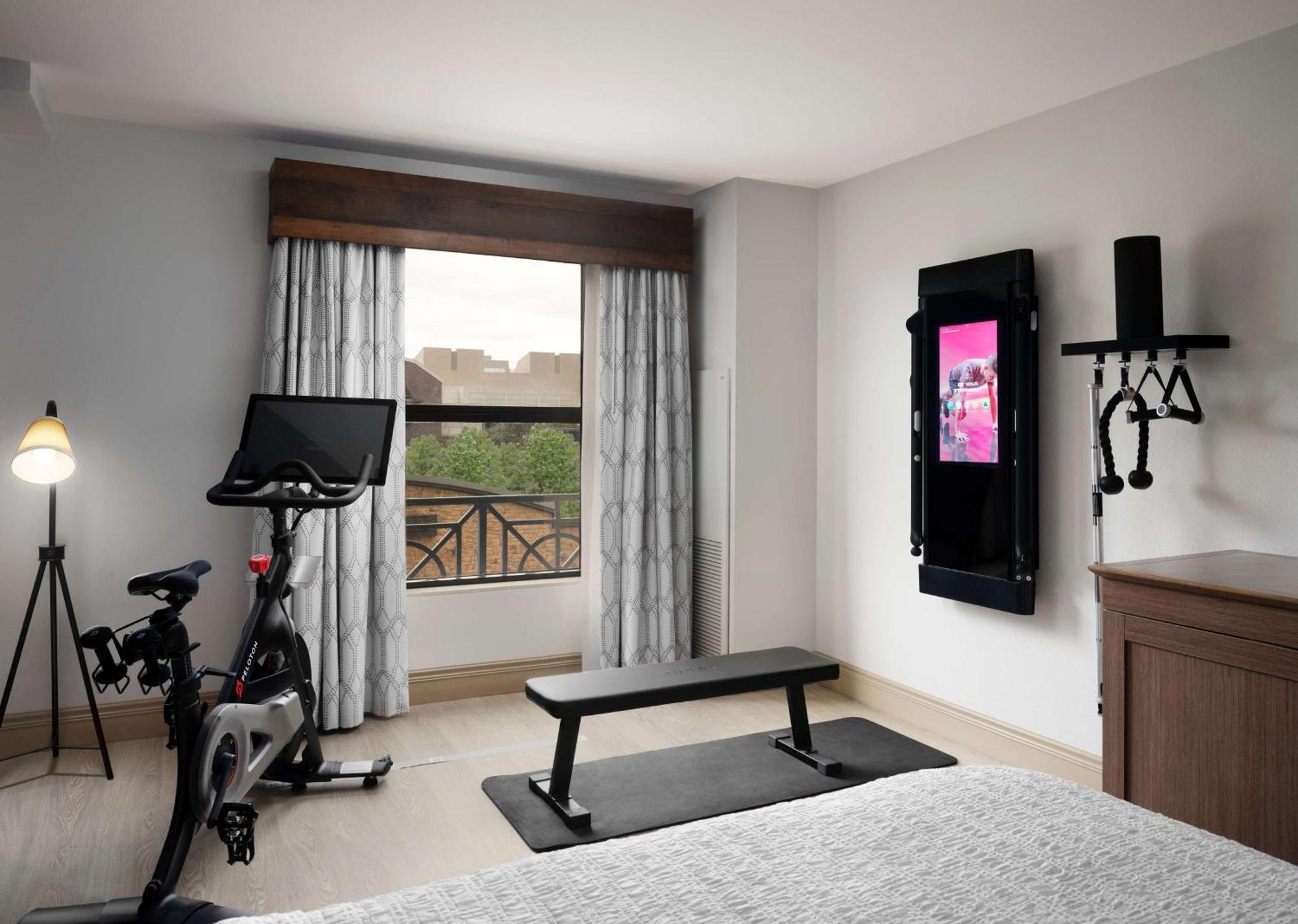 Hampton Inn & Suites Austin-Downtown/Convention Center Экстерьер фото