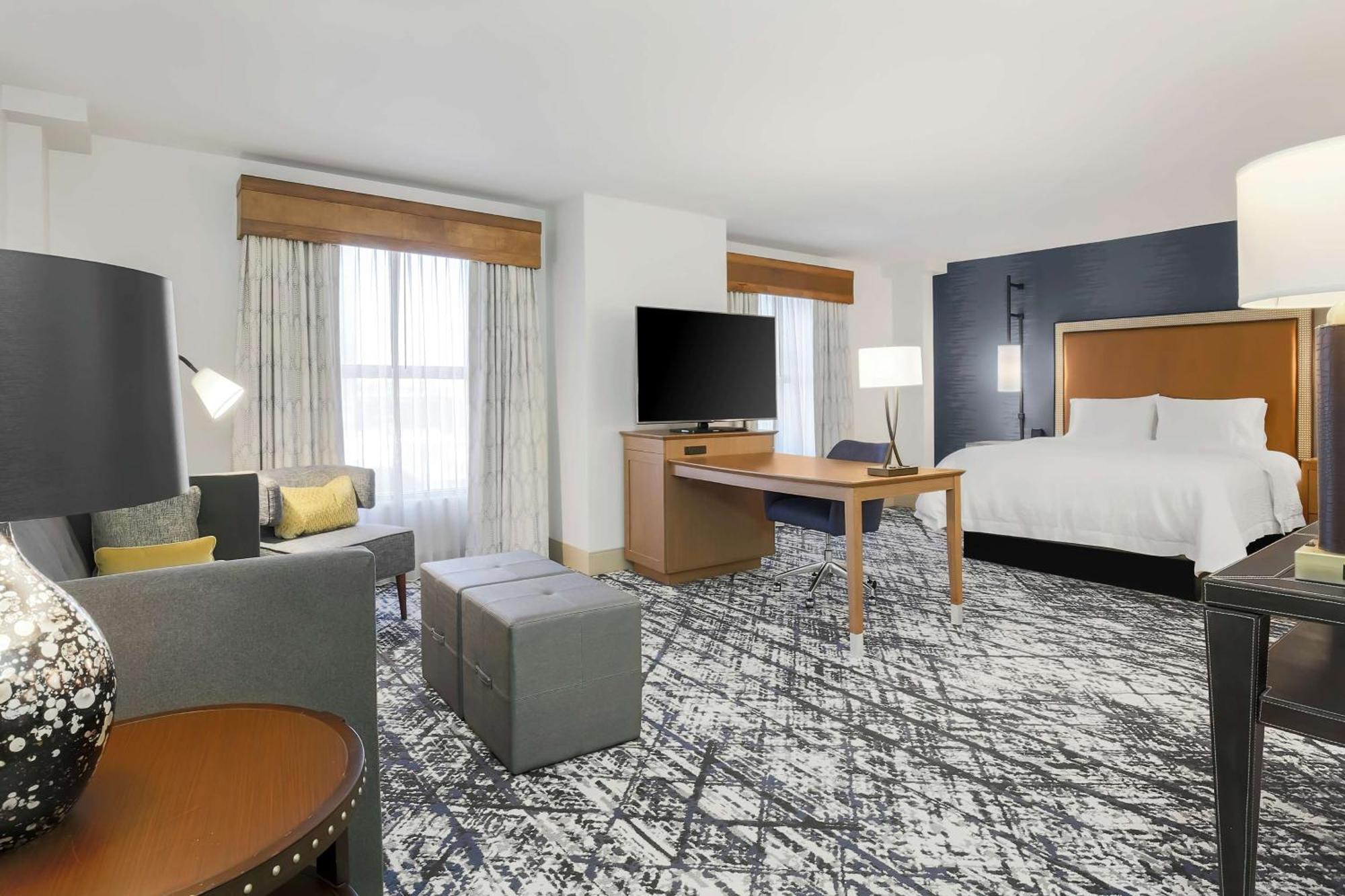 Hampton Inn & Suites Austin-Downtown/Convention Center Экстерьер фото