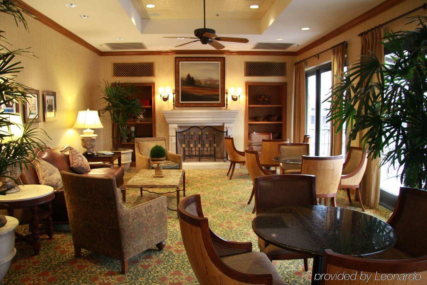 Hampton Inn & Suites Austin-Downtown/Convention Center Интерьер фото